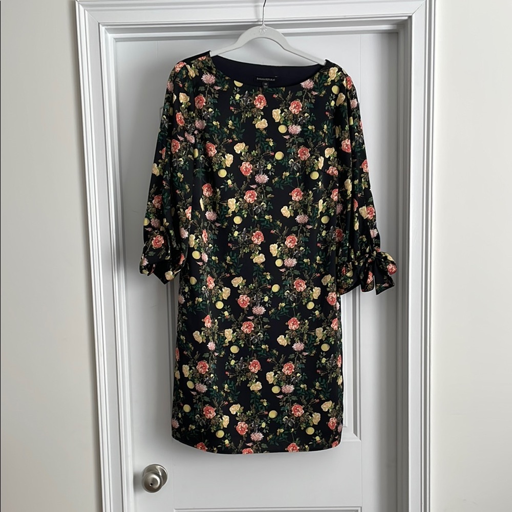 Banana Republic Black Sheath Dress with 3/4 Bell Sleeves for Casual Work